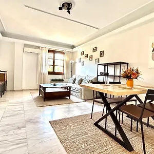 Apartamento Hispalis Alfonso X, Sevilla
